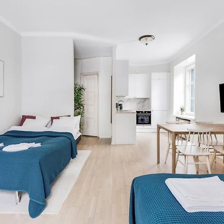 Wehost Modern Scandinavian Studio In Trendy Kallio ヘルシンキ エクステリア 写真