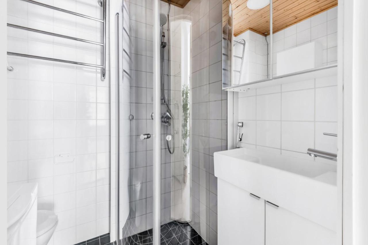 Wehost Modern Scandinavian Studio In Trendy Kallio ヘルシンキ エクステリア 写真